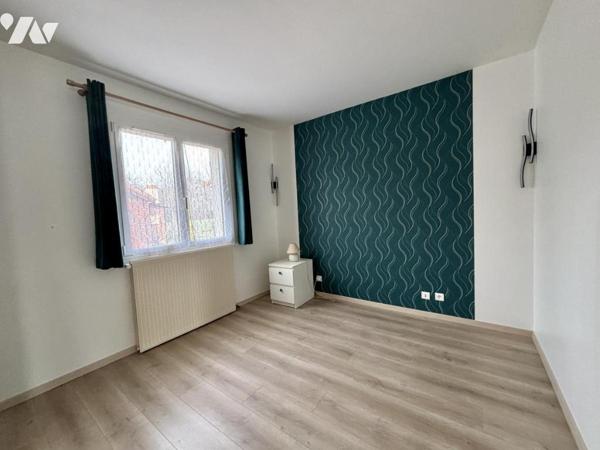 Maison familiale de 5 chambres – Grand terrain de 1 700 m²