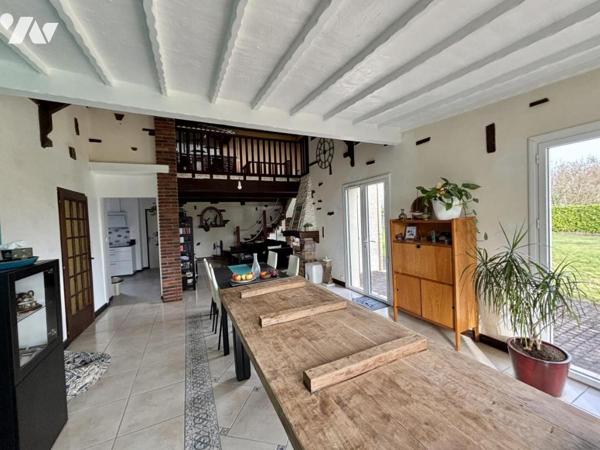 Maison familiale de 5 chambres – Grand terrain de 1 700 m²