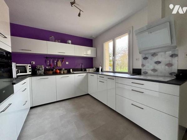 Maison familiale de 5 chambres – Grand terrain de 1 700 m²