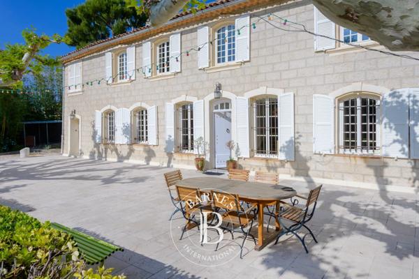 Marseille 13ème, Maison 5 Chambres -  371 m² à vendre