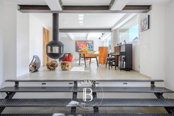 Marseille 13ème, Maison 5 Chambres -  371 m² à vendre