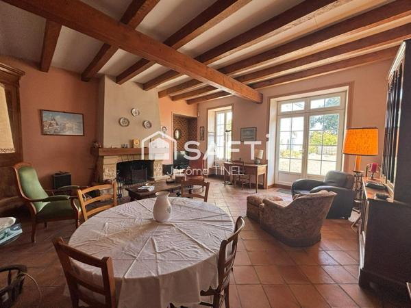 Demeure de charme avec piscine et dépendances – Parc de 1 553 m² au cœur de Cozes