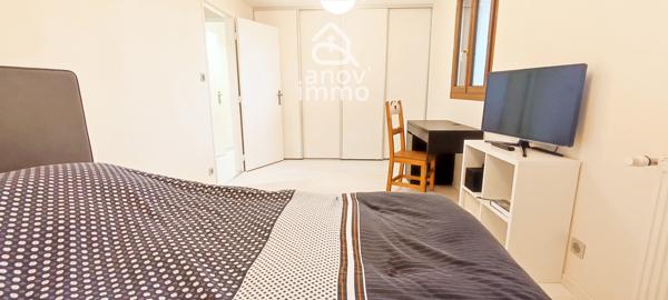 Maison
                                                                                                                                                                                                                                                                                                                        7 pièce(s)                                                                                                                                                                                                          4 chambre(s)                                                                                                                                                                                                          160  m²