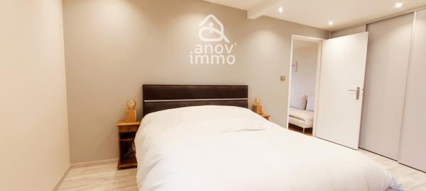 Maison
                                                                                                                                                                                                                                                                                                                        7 pièce(s)                                                                                                                                                                                                          4 chambre(s)                                                                                                                                                                                                          160  m²