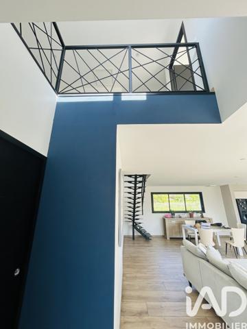 Maison à vendre 7 pièces 160 m² Saint-Pair-sur-Mer