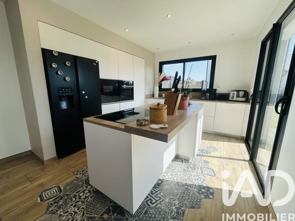 Maison à vendre 7 pièces 160 m² Saint-Pair-sur-Mer