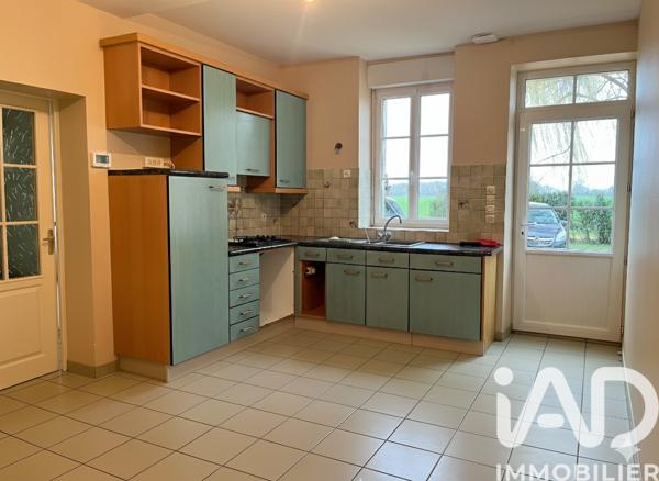 Location maison 3 pièces 93 m² Noyant-Villages