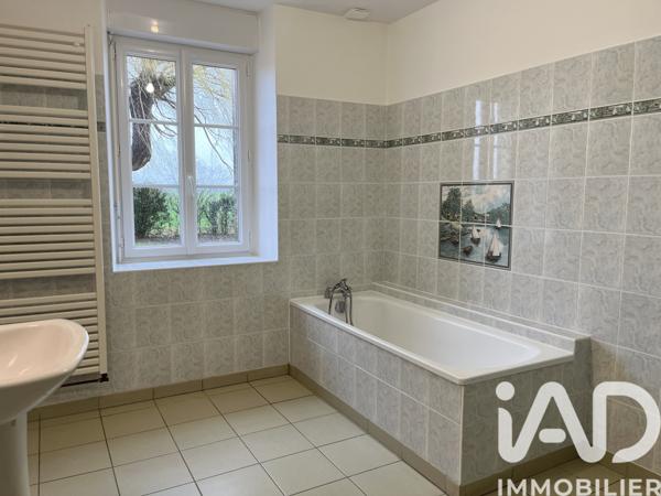 Location maison 3 pièces 93 m² Noyant-Villages