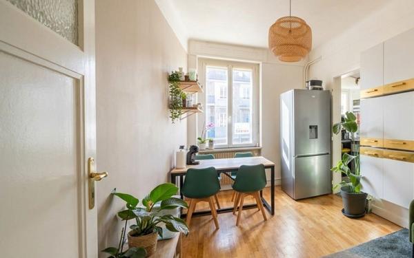 Appartement à vendre    7 pièces • 105 m2 Thionville