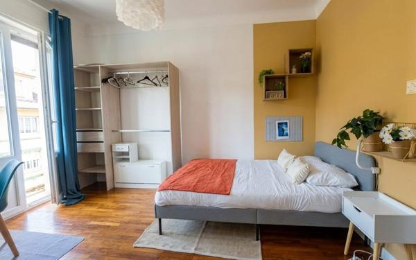 Appartement à vendre    7 pièces • 105 m2 Thionville