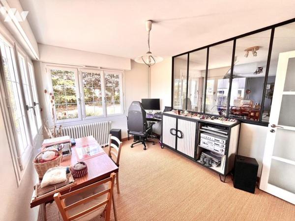 Pavillon individuel 6 chambres sur 1477m² de parcelle 