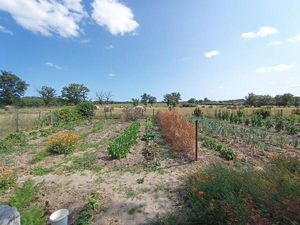 7 km de Magny-Cours - Ferme avec 3 hectares