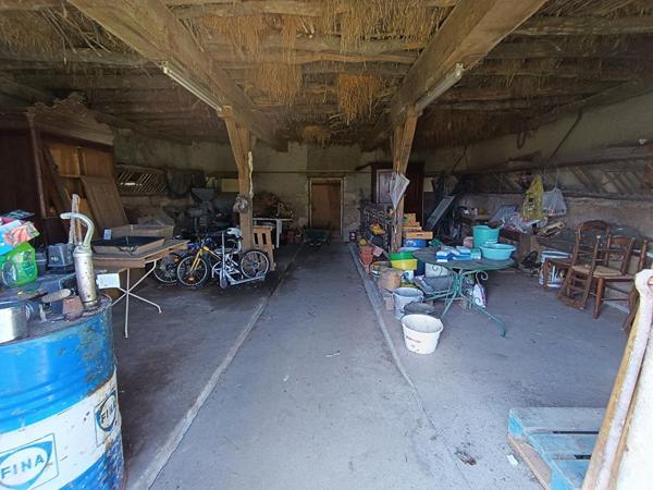 7 km de Magny-Cours - Ferme avec 3 hectares