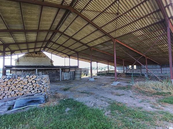 7 km de Magny-Cours - Ferme avec 3 hectares
