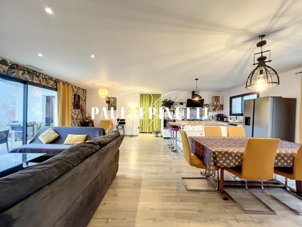 Maison contemporaine sur les hauteurs de Montastruc