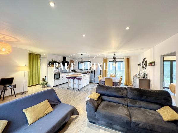 Maison contemporaine sur les hauteurs de Montastruc