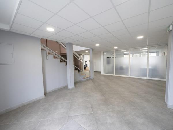 Bureau à vendre 280m2