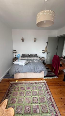 Maison
                                                                                                                                                                                                                                                                                                                        5 pièce(s)                                                                                                                                                                                                          4 chambre(s)                                                                                                                                                                                                          127  m²