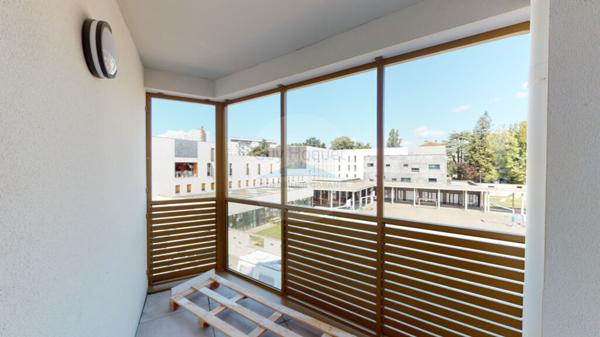 Appartement neuf avec terrasse