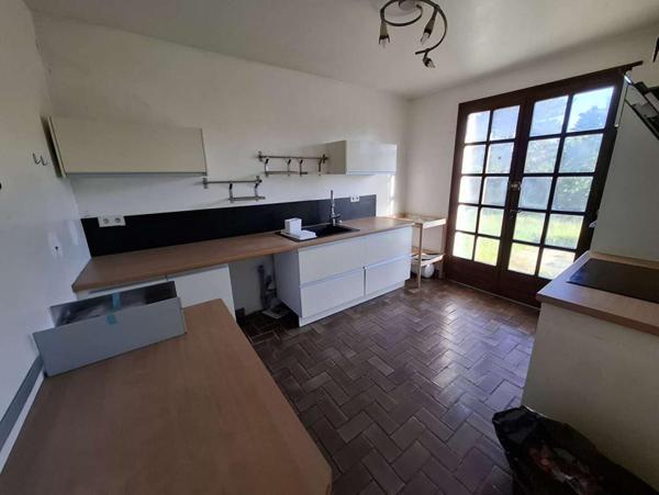 Maison type Pavillon proche VERNEUIL SUR AVRE 6 pièce(s) 101 m2 + terrain