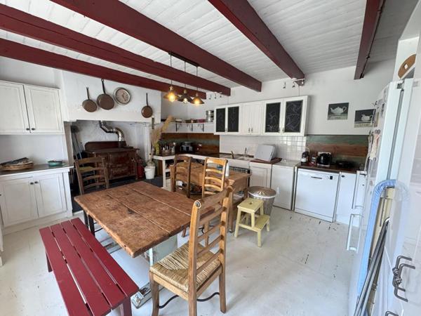 Exclusivité , Maison en pierre de 130 m² ,4 chambres ,Calme et charme à 10 min de Tréguier (Côtes-d'Armor)