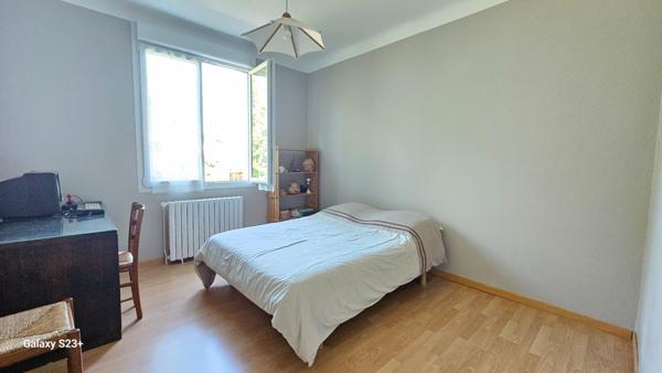 Traditionnelle - 5 pièces - 185 m²