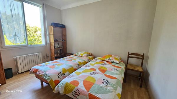 Traditionnelle - 5 pièces - 185 m²