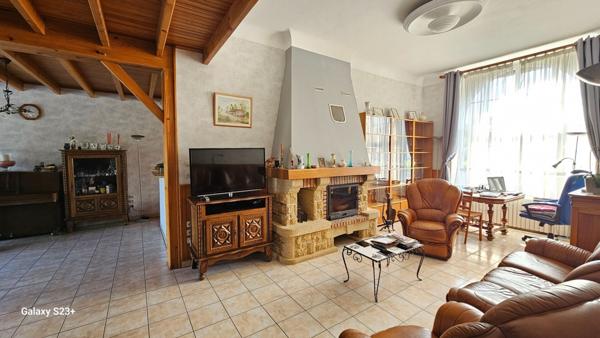 Traditionnelle - 5 pièces - 185 m²