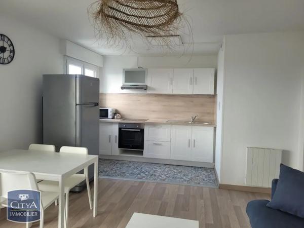 Appartement à louer 2 pièces 46.73m² Saint-Nazaire (44600)