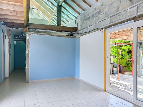 Ambon ? À pied des plages, un cadre de vie privilégié