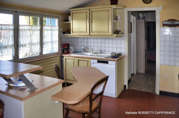 Maison à vendre SURGERES même (17) 160 m² habitable-terrain de 712 m²