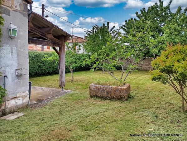 Maison à vendre SURGERES même (17) 160 m² habitable-terrain de 712 m²