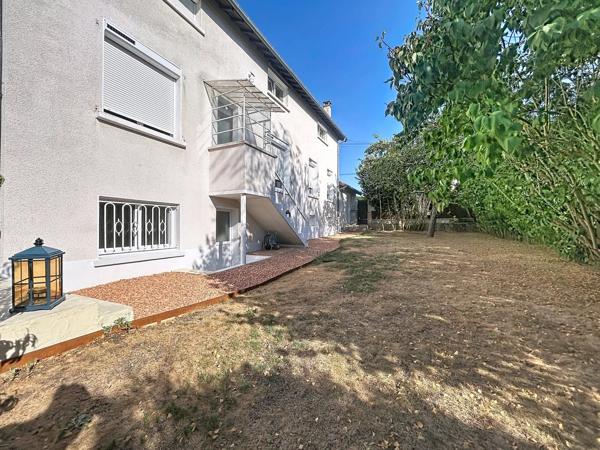 Vente                                                      Maison
                        
                     6 pièces                      140 m2                     à Brunoy