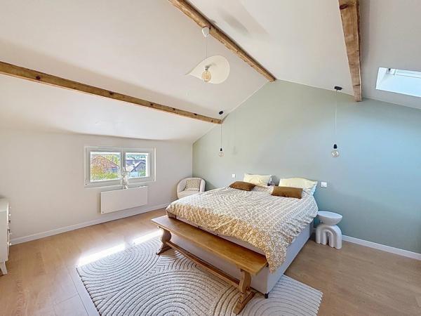 Vente                                                      Maison
                        
                     6 pièces                      140 m2                     à Brunoy