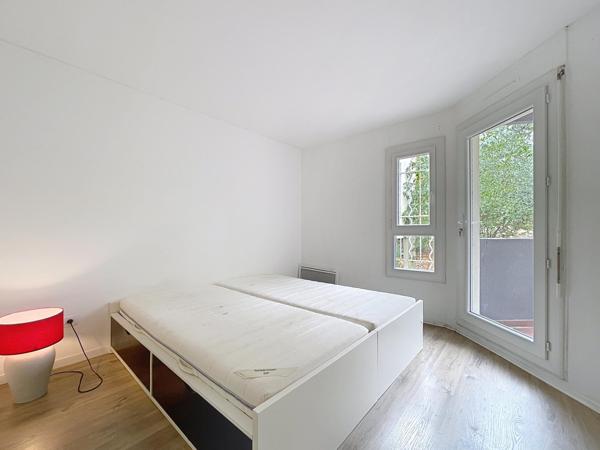 T2 AU CALME SANS VIS-A-VIS