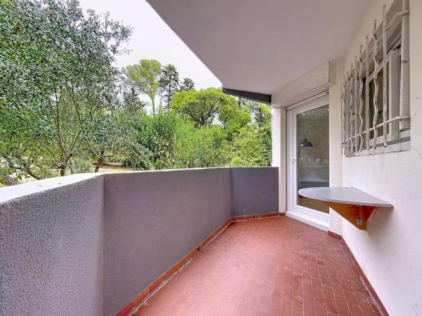 T2 AU CALME SANS VIS-A-VIS