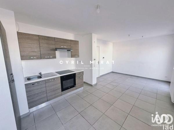 Location appartement 1 pièce 26 m² La Seyne-sur-Mer