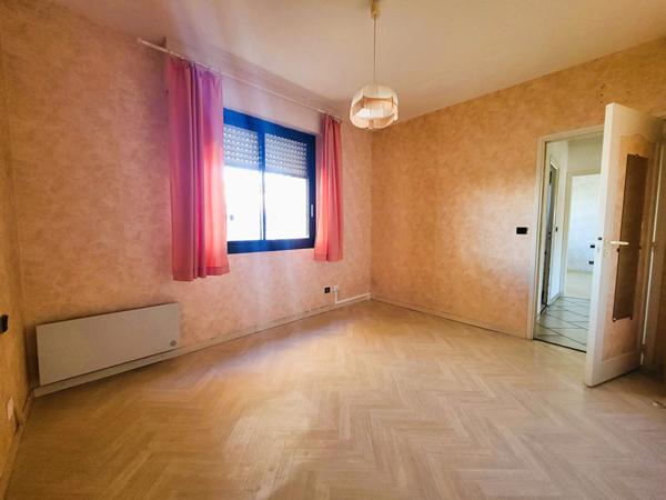 Maison 2 Appartements / Garages / Caves / Atelier / Jardin