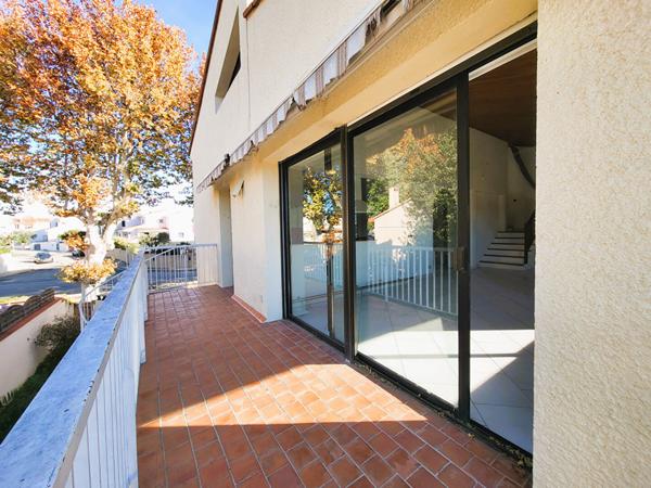 Maison 2 Appartements / Garages / Caves / Atelier / Jardin