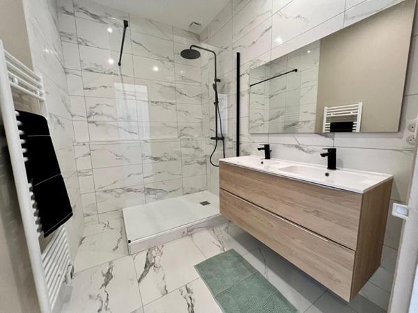 Appartement Vichy 4 pièce(s) 97 m2