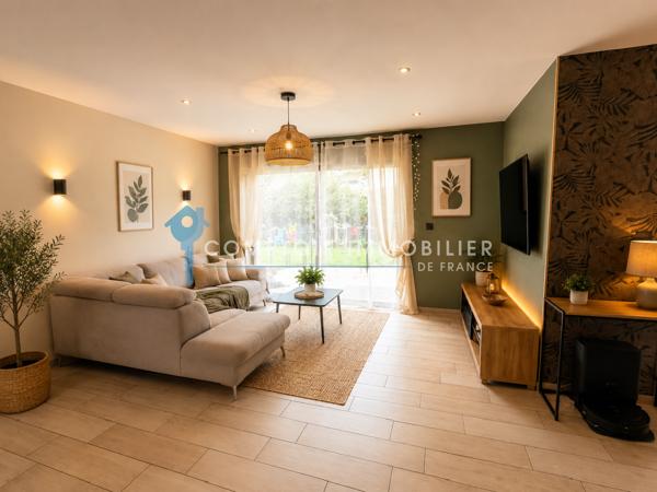 Villa
                                                                                                                                                                                                                                                                                                                        5 pièce(s)                                                                                                                                                                                                          3 chambre(s)                                                                                                                                                                                                          103  m²