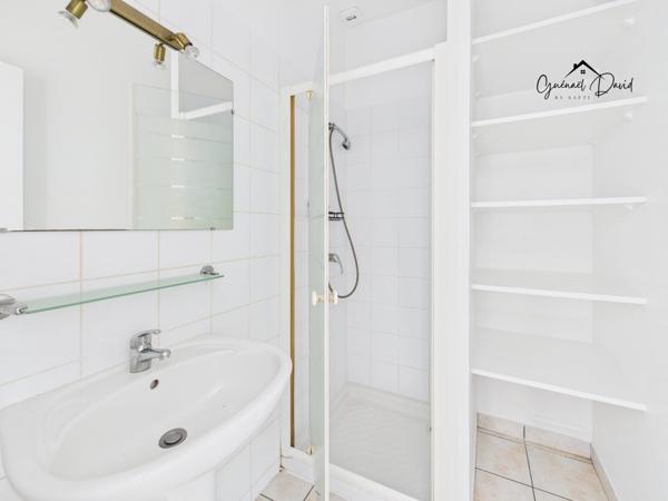 APPARTEMENT DE PLAIN-PIED PLEINE VUE MER - PRODUIT RARE !