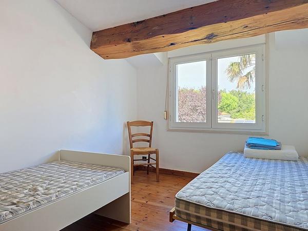 Maison
         5 pièces
        - 116 m² Exclusivité 626 000 € *