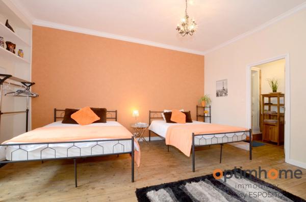 Belle maison avec 8 chambres dans un village pittoresque