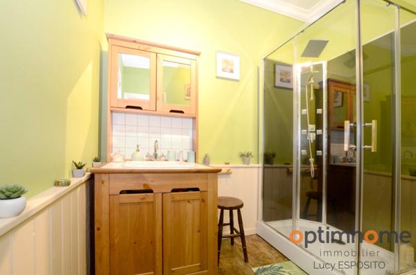 Belle maison avec 8 chambres dans un village pittoresque