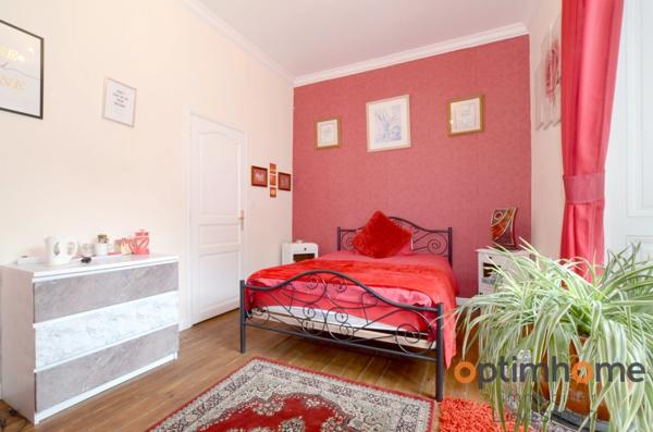 Belle maison avec 8 chambres dans un village pittoresque