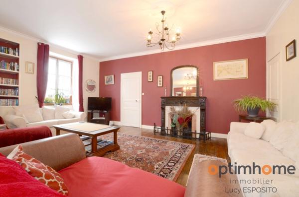 Belle maison avec 8 chambres dans un village pittoresque