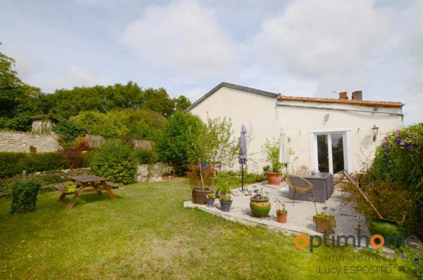 Belle maison avec 8 chambres dans un village pittoresque