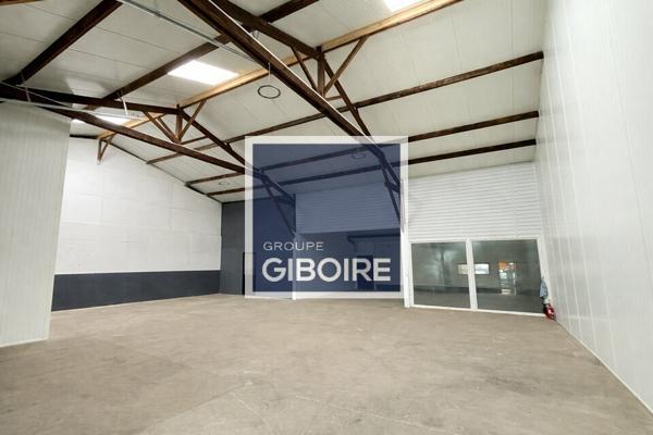 Local d'activites 240 m² à louer SAINT ARMEL (réf : 35.6541)