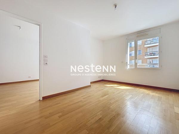ISSY LES MOULINEAUX - FORT D'ISSY - Vente appartement 2 pièces de 42,60 m² avec un balcon de 4,70m²